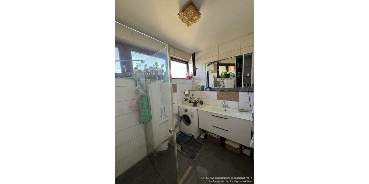 Bungalow Pforzheim Nordweststadt - 3 Zimmer, 82 m&sup2;, 349.000&euro; | Angebot:25775174
