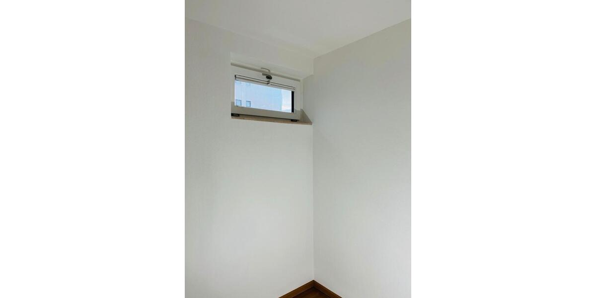 Dachgeschoßwohnung Karlsruhe Rüppurr - 3 Zimmer, 79 m&sup2;, 350.000&euro; | Angebot:26092218