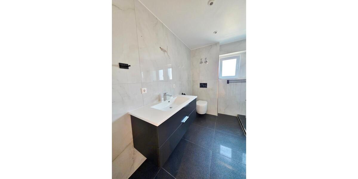 Etagenwohnung Karlsruhe Südstadt - 4 Zimmer, 95 m&sup2;, 1.450&euro; | Angebot:26326742