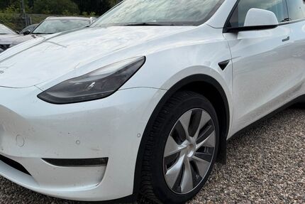 Tesla Model Y 136.297 km 29.512 &euro; Germersheim 76726