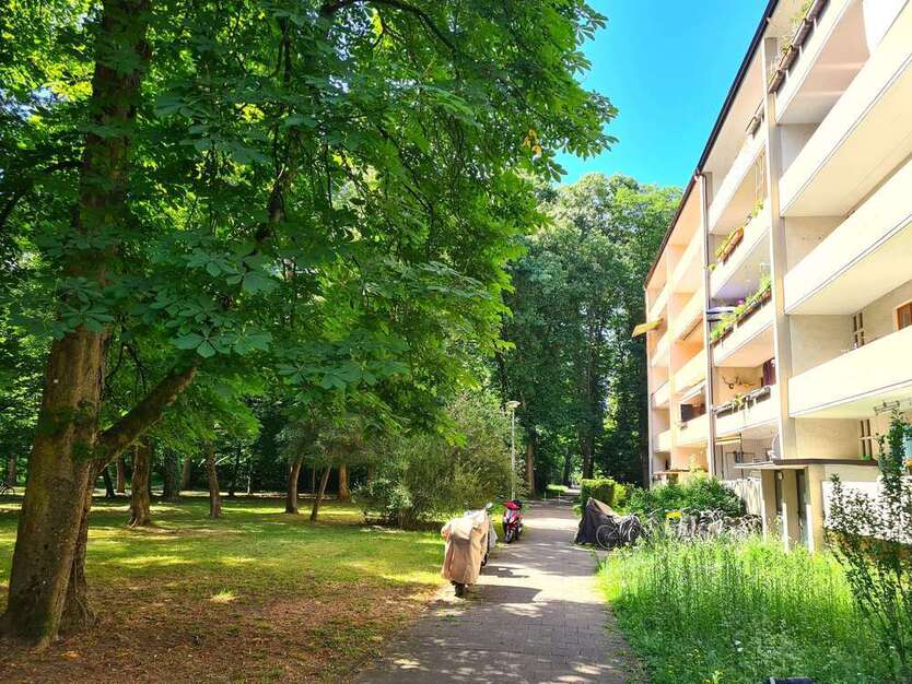 Wohnung zum Kaufen in Karlsruhe 258.000 € 76 m²