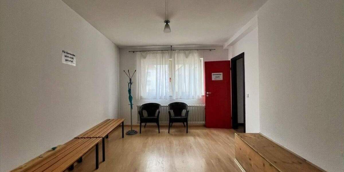 Etagenwohnung Bretten - 9 Zimmer, 253 m&sup2;, 699.000&euro; | Angebot:25706281