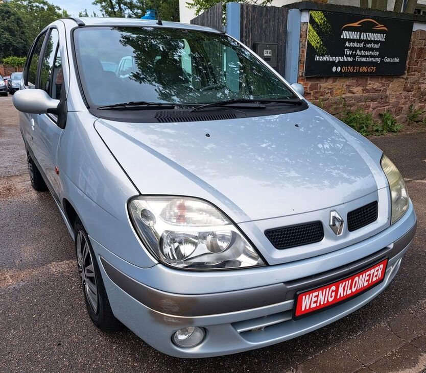 Renault Scenic 75.100 km 3.399 € Karlsruhe 76131