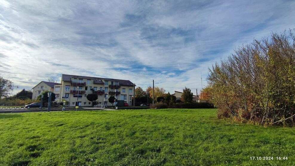Spitzen-Bauplatz für freistehendes EFH - in direkter Feldrandlage