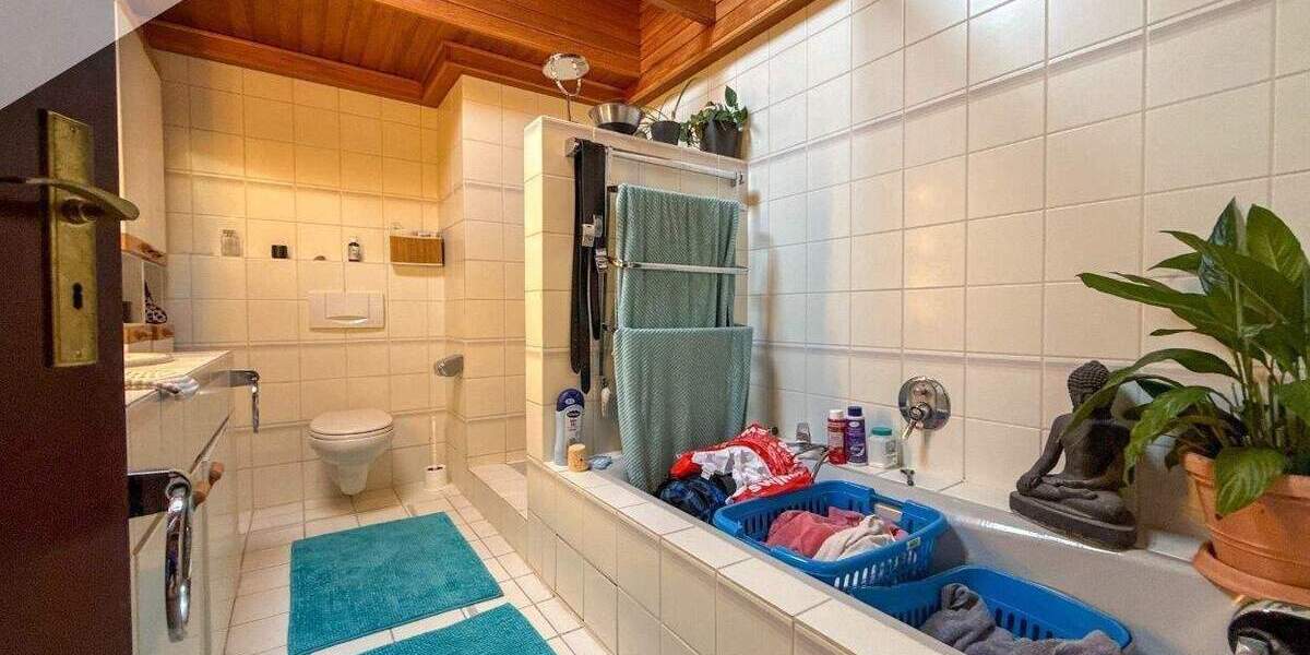 Reihenmittelhaus Karlsruhe Durlach - 4 Zimmer, 167 m&sup2;, 650.000&euro; | Angebot:25727865