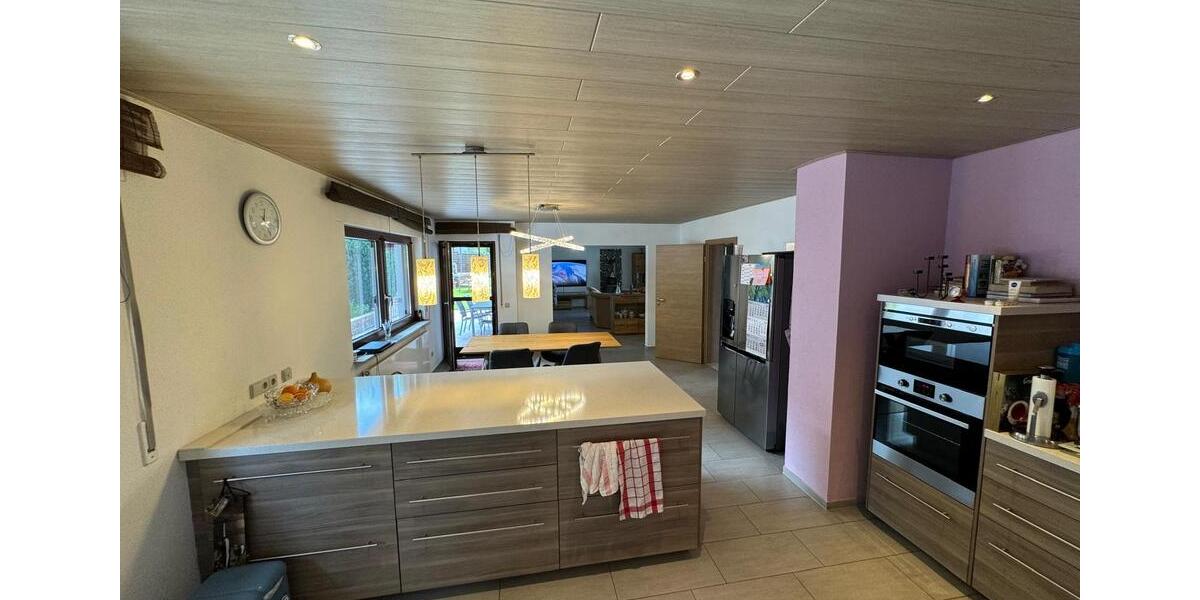 Bungalow Bretten - 7 Zimmer, 283 m&sup2;, 670.000&euro; | Angebot:26085967