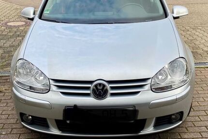 VW Golf 110.000 km 4.000 &euro; Pforzheim 75181