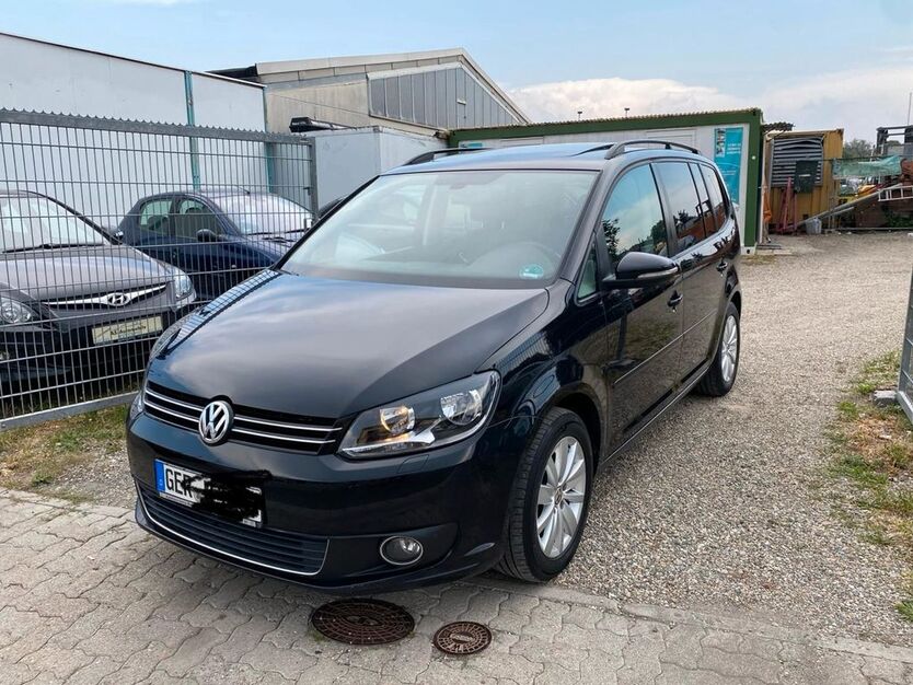 VW Touran 96.000 km 11.999 € Germersheim 76726