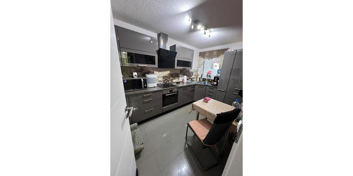 Etagenwohnung Rastatt - 3 Zimmer, 76 m&sup2;, 299.000&euro; | Angebot:27230213