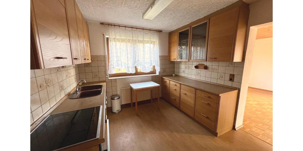 Einfamilienhaus Ölbronn-Dürrn Dürrn - 10 Zimmer, 237 m&sup2;, 520.000&euro; | Angebot:27128987