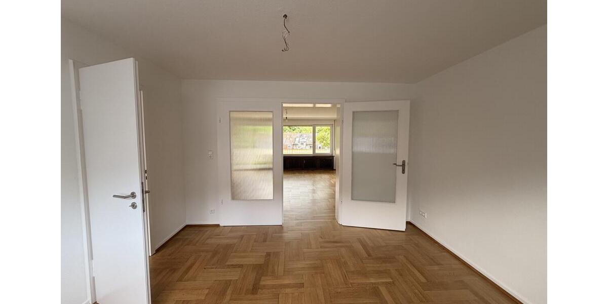 Erdgeschoßwohnung Baden-Baden Balg - 4 Zimmer, 96 m&sup2;, 1.100&euro; | Angebot:26648058
