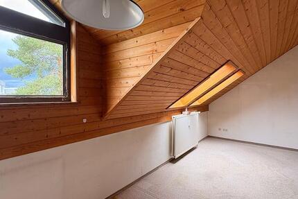 Wohnung Engelsbrand - 2.5 Zimmer, 55 m&sup2;, 140.000&euro; | Angebot:26914153