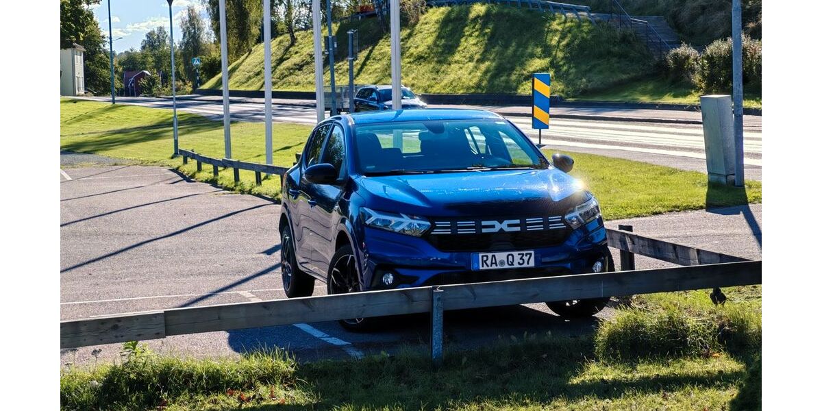 Dacia Sandero 35.000 km 14.499 &euro; Rudolstadt 07407