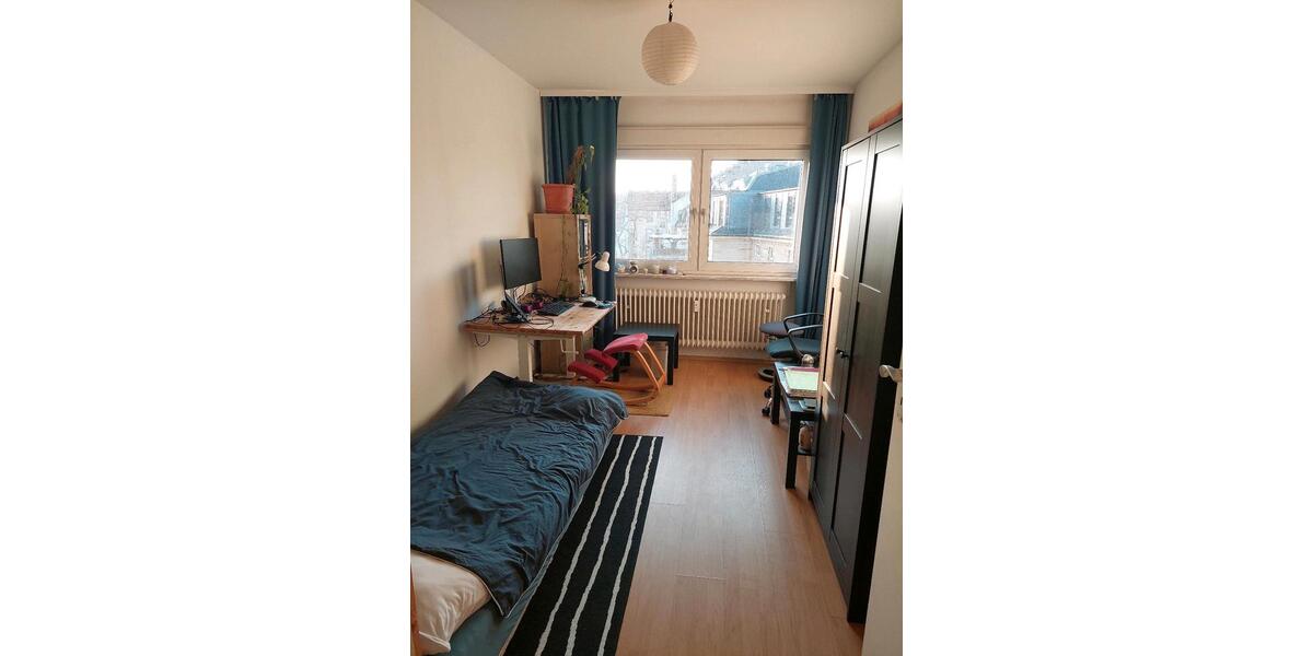 Dachgeschoßwohnung Karlsruhe Neureut - 3 Zimmer, 69 m&sup2;, 650&euro; | Angebot:25766017