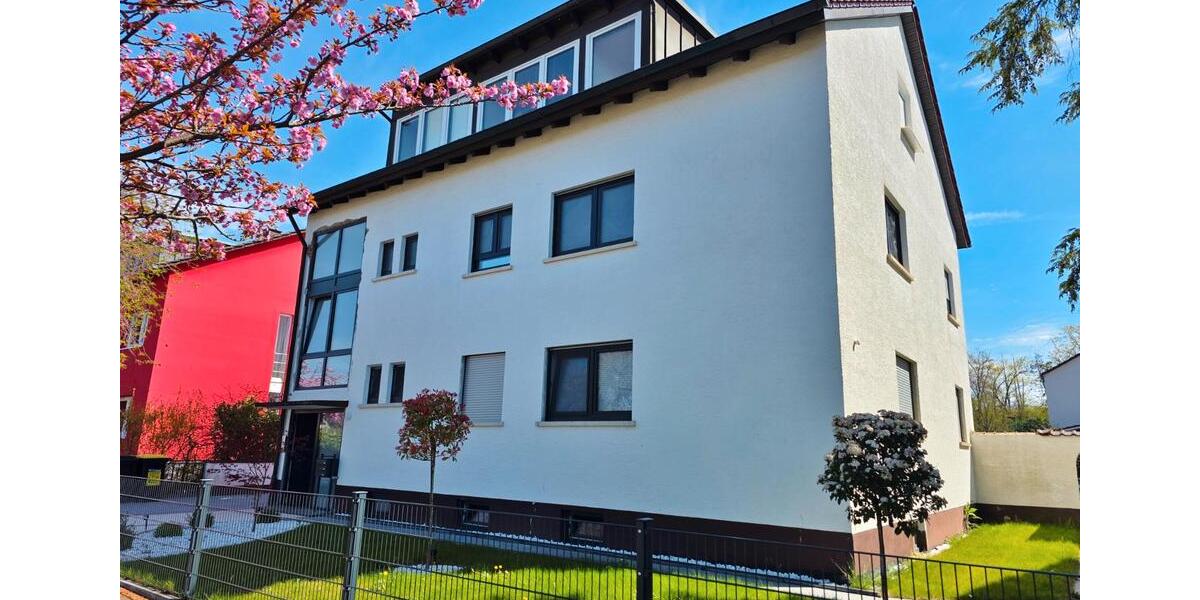 Etagenwohnung Karlsruhe Südstadt - 4 Zimmer, 95 m&sup2;, 1.450&euro; | Angebot:26326742