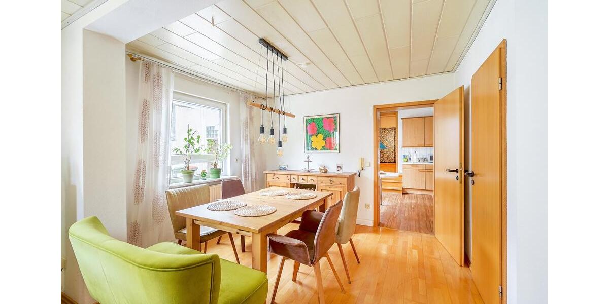 Mehrfamilienhaus, Wohnhaus Karlsruhe Rüppurr - 8 Zimmer, 184 m&sup2;, 780.000&euro; | Angebot:26480357