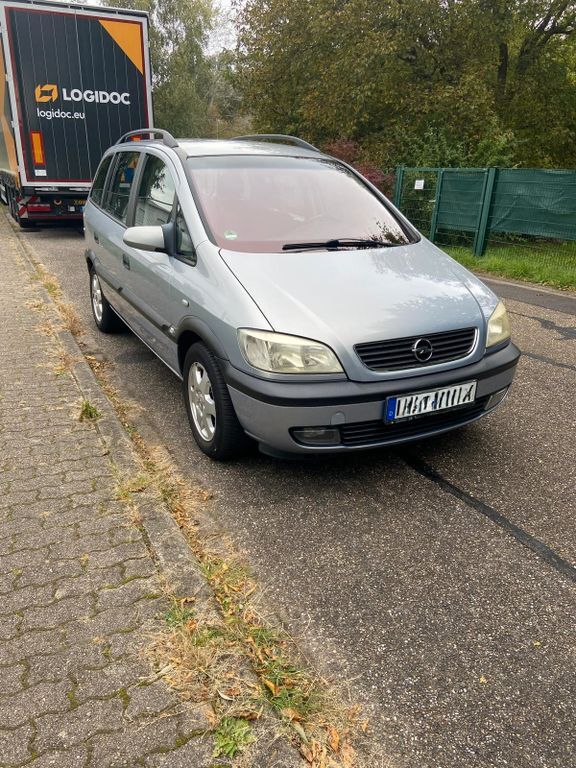 Opel Zafira 168.000 km 3.000 € Pfinztal 76327
