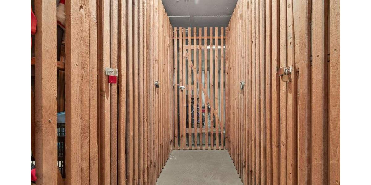 Etagenwohnung Karlsruhe Oststadt - 2 Zimmer, 75 m&sup2;, 299.000&euro; | Angebot:25680961