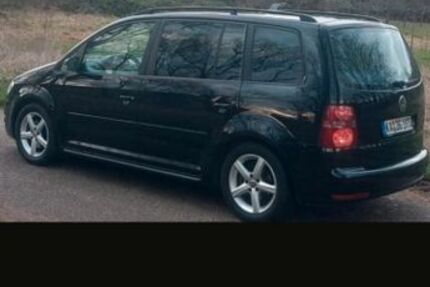 VW Touran 284.469 km 2.300 &euro; Pfinztal 76327