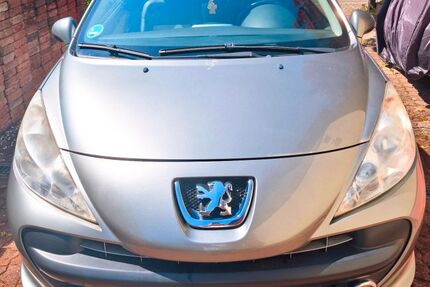 Peugeot 207 108.000 km 5.450 &euro; Bellheim 76756
