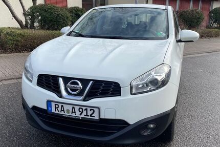 Nissan Qashqai 180.000 km 8.400 &euro; Rastatt 76437