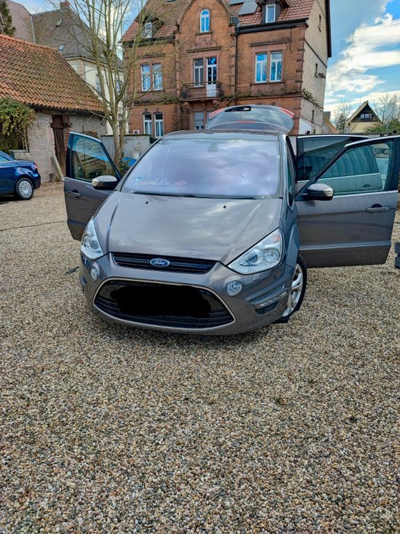 Ford S-Max 149.000 km 9.660 € Kandel 76870