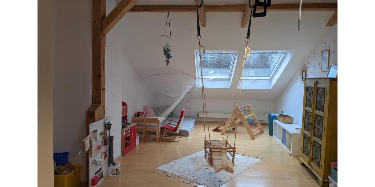 Dachgeschoßwohnung Pforzheim Weststadt - 3.5 Zimmer, 113 m&sup2;, 275.000&euro; | Angebot:25821956