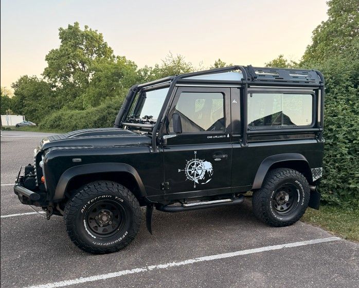 Land Rover Defender 177.500 km 36.000 &euro; Au am Rhein 76474