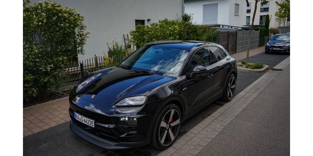 Porsche Macan 11.000 km 89.900 &euro; Leopoldshafen 76344