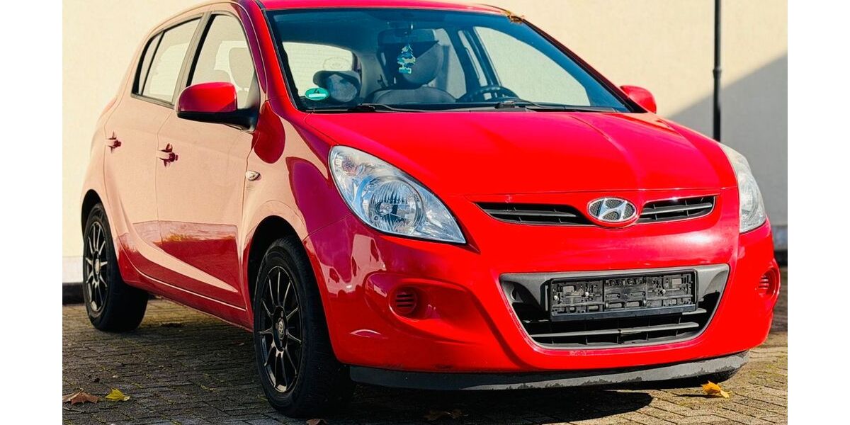 Hyundai i20 228.000 km 2.499 € Au am Rhein 76474