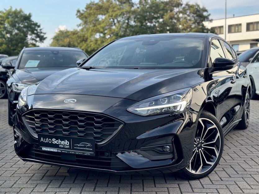Ford Focus 20.100 km 21.950 € Forst 76694