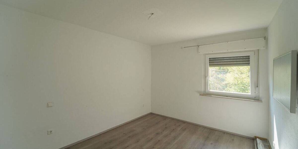 Einfamilienhaus Karlsruhe / Durlach Durlach - 6 Zimmer, 230 m&sup2;, 699.000&euro; | Angebot:26402008