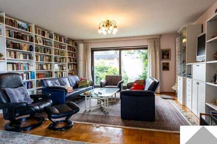 Haus zum Kaufen in Maulbronn 395.000 € 200 m² 7.5 zimmer