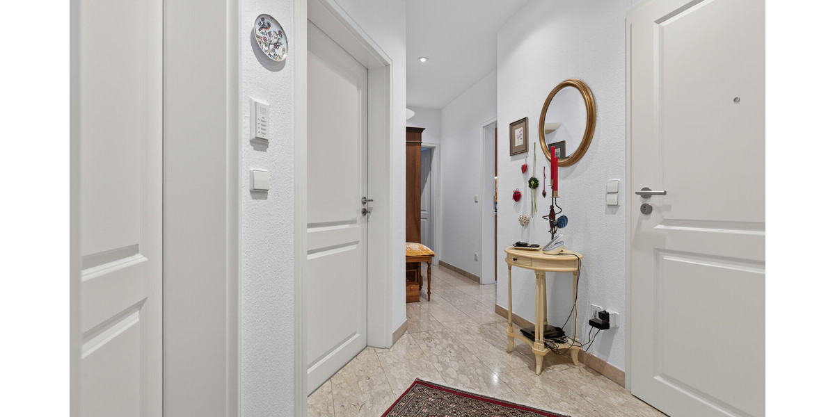 Seltene Gelegenheit: Gepflegtes Zweifamilienhaus mit viel Platz, Ruhe und Entwicklungspotential - Zweifamilienhaus Rastatt / Niederbühl Niederbühl | Angebot:26948205
