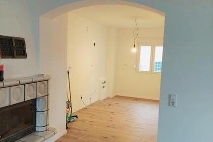 Doppelhaushälfte mit Gartenanteil 3 zimmer