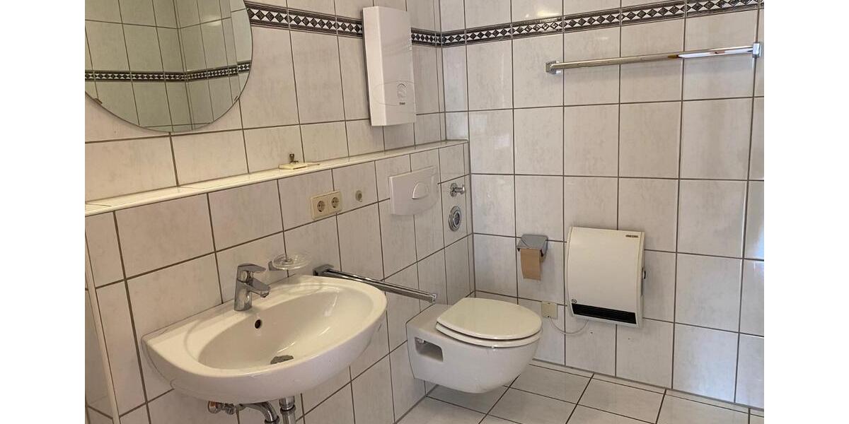 Etagenwohnung Remchingen - 2 Zimmer, 65 m&sup2;, 825&euro; | Angebot:25107430