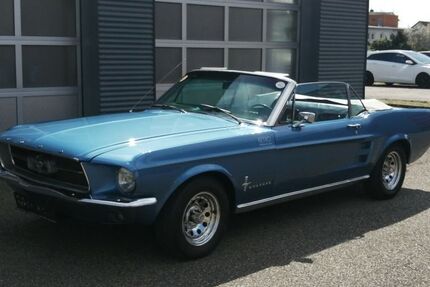 Ford Mustang 75.137 km 34.998 &euro; Landau 76829
