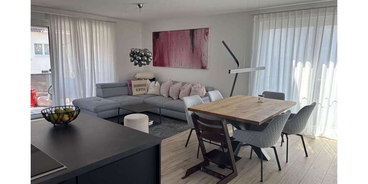 Etagenwohnung Bretten - 4 Zimmer, 115 m&sup2;, 1.225&euro; | Angebot:27447108