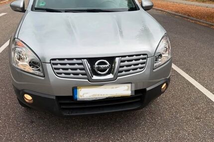 Nissan Qashqai 103.000 km 5.499 &euro; Bruchsal 76646