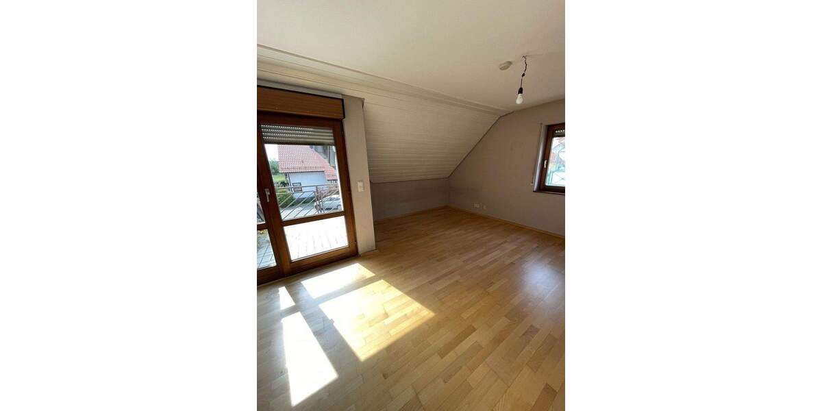 Einfamilienhaus Rastatt - 9 Zimmer, 235 m&sup2;, 780.000&euro; | Angebot:25783190