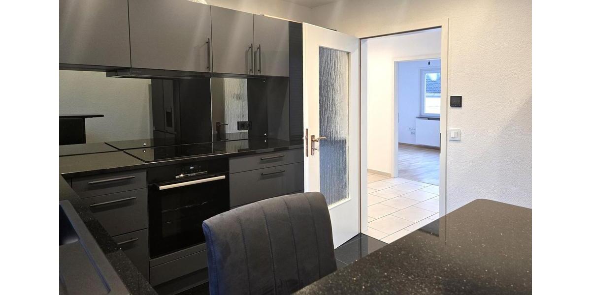 Doppelhaushälfte Karlsruhe Durlach - 7 Zimmer, 195 m&sup2;, 2.870&euro; | Angebot:26699085