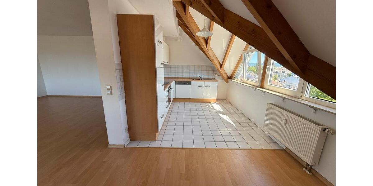Dachgeschoßwohnung Rastatt - 2.5 Zimmer, 86 m&sup2;, 910&euro; | Angebot:26415113