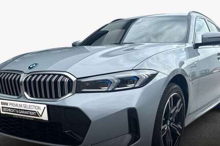 BMW 330 25.101 km 46.989 &euro; Karlsruhe 76227
