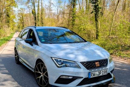 Seat Leon 53.628 km 24.490 &euro; Neuburg 76776