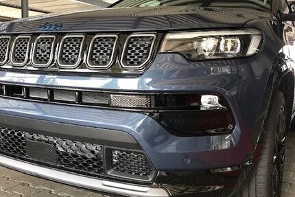 Jeep Compass 700 km 37.790 &euro; Karlsruhe 76185