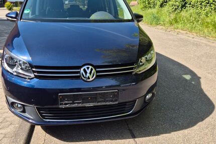 VW Touran 159.800 km 11.800 &euro; Gondelsheim 75053