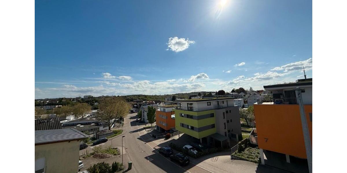 Dachgeschoßwohnung Bretten - 3.5 Zimmer, 100 m&sup2;, 299.000&euro; | Angebot:27085457
