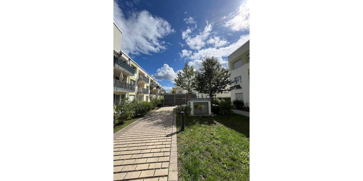 Etagenwohnung Rastatt - 3 Zimmer, 85 m&sup2;, 1.030&euro; | Angebot:26173985