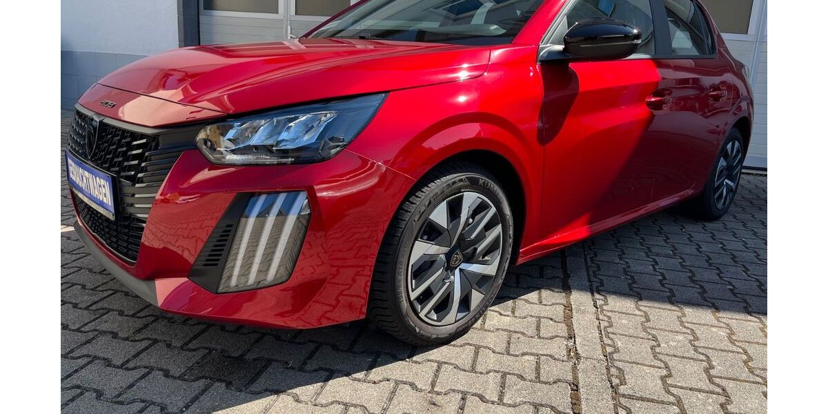 Peugeot 208 5.890 km 14.990 &euro; Pfinztal 76327