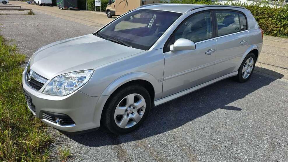 Opel Signum 27.660 km 7.990 € Karlsbad 76307